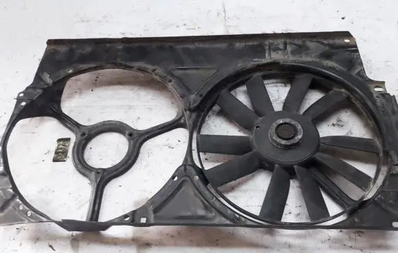 Seat Toledo I (1L) Radiator cooling fan shroud 357121210