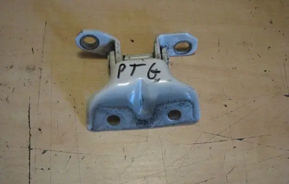 KIA Ceed Rear door upper hinge 793102E000