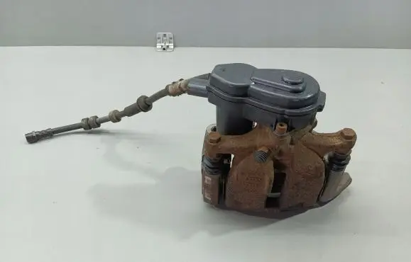 Audi A5 8T 8F Rear brake caliper 32335478