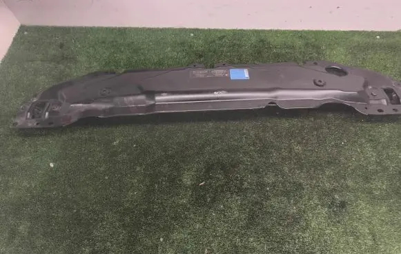 BMW 5 E60 E61 Top upper radiator support slam panel 7033741 51647033741 11267310
