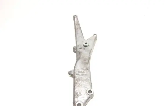 Volvo XC60 Engine mounting bracket 6G9N6028AB