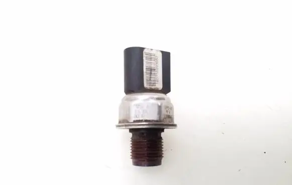 Volkswagen Crafter Fuel pressure sensor 076906051