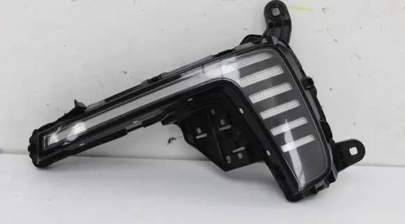 Audi Q7 4M Front fog light 10701010000 4M0941055 02062017