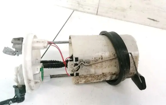 Toyota Avensis T250 Fuel level sensor 