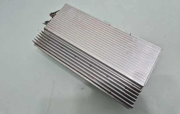Dodge Grand Caravan Sound amplifier 05107086AI