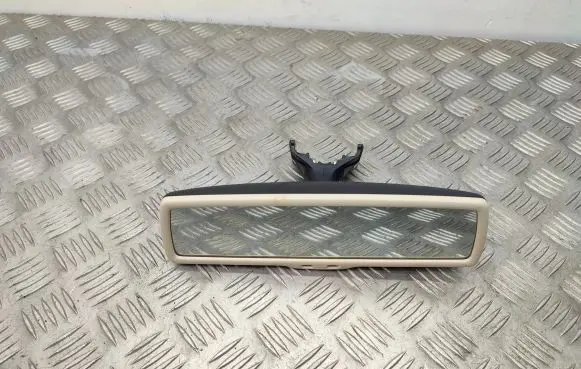 Volkswagen Tiguan Rear view mirror (interior)