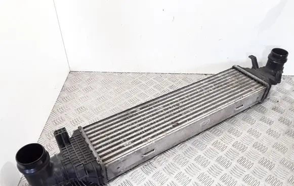 Mercedes-Benz E W212 Intercooler radiator A2045000200