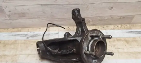 Ford Focus Front wheel hub