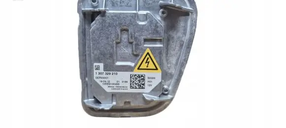 Volvo V50 Voltage converter/converter module 