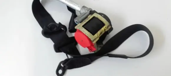 Audi A6 S6 C5 4B Front seatbelt