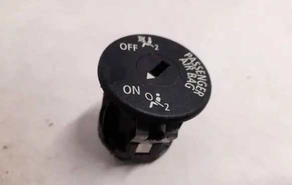 BMW 3 F30 F35 F31 Passenger airbag on/off switch 61319198886 9198886