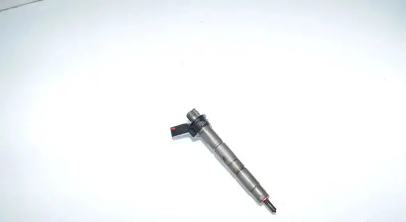 BMW 5 F10 F11 Fuel injector 7823461 13537823462 7823462
