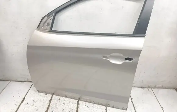 Hyundai Tucson TL Front door