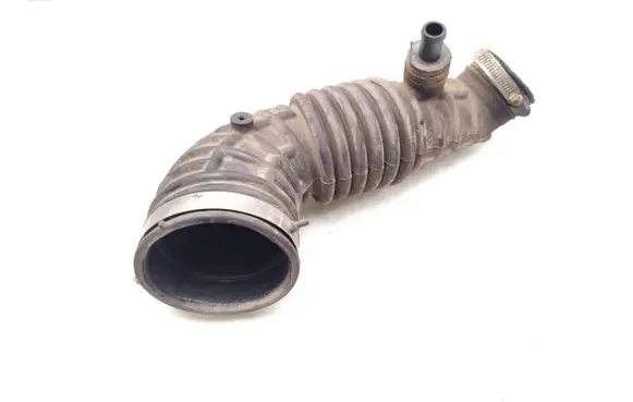 Nissan Navara D40 Turbo air intake inlet pipe/hose 