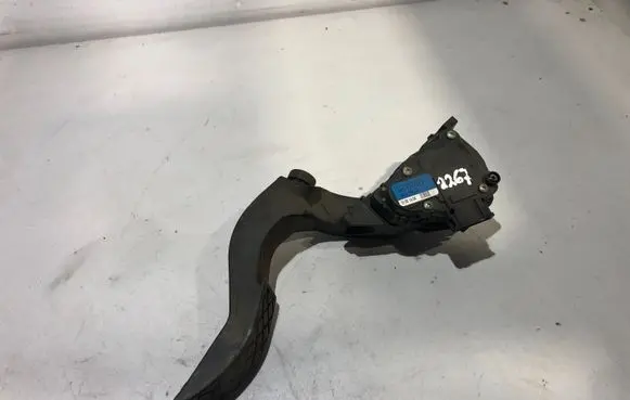 Audi A4 S4 B6 8E 8H Accelerator throttle pedal 8E1723523F