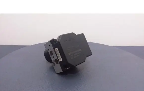 Hyundai Tucson JM ABS Pump 589002E150