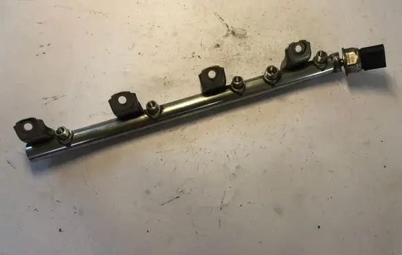BMW 7 F01 F02 F03 F04 Fuel main line pipe 7547599 1353754759906 13537547599