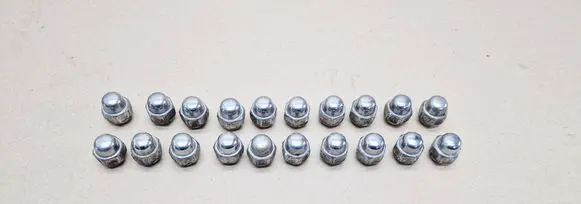 Hyundai i40 Nuts/bolts 