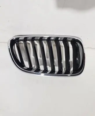 BMW 2 F22 F23 Front grill 7295524