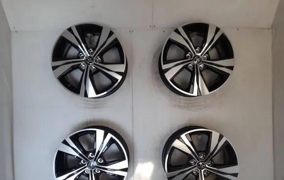 Toyota RAV 4 (XA30) R17 alloy rim PW457-16001