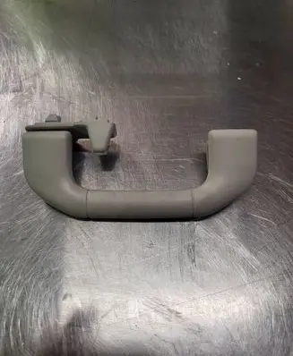 Mercedes-Benz C W204 Rear interior roof grab handle A2048100151