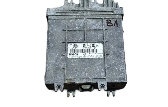 Volkswagen Transporter - Caravelle T4 Engine control unit/module 074906021AG 28SA4055 0281010088
