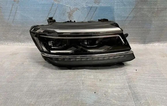 Volkswagen Tiguan Allspace Headlight/headlamp 5NN941082C