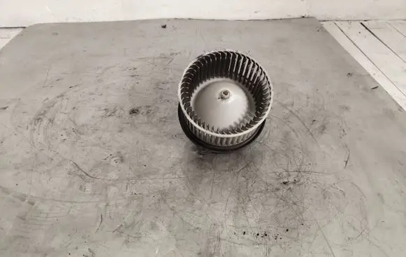 Mazda 2 Heater fan/blower