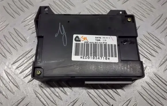 Nissan Primera Air conditioner control unit module ED01034710
