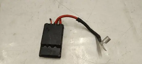 BMW 1 F40 Current control relay 6822570