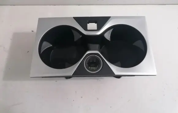 BMW X7 G07 Cup holder 6828775