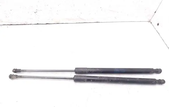 Volkswagen Golf VII Tailgate/trunk strut/damper 5G6827550C