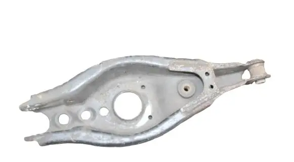 Toyota Avensis T270 Rear control arm