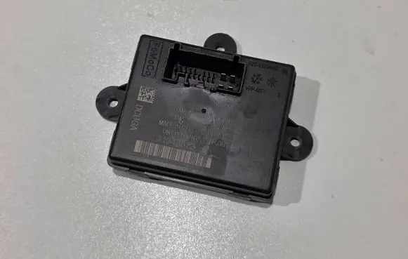 Volvo S60 Door control unit/module 31343873