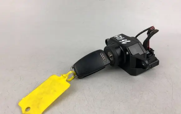 Audi A6 S6 C6 4F Ignition lock 4F0909135E