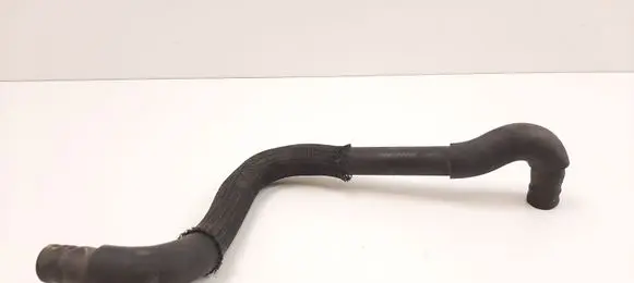 Toyota Avensis T270 Engine coolant pipe/hose