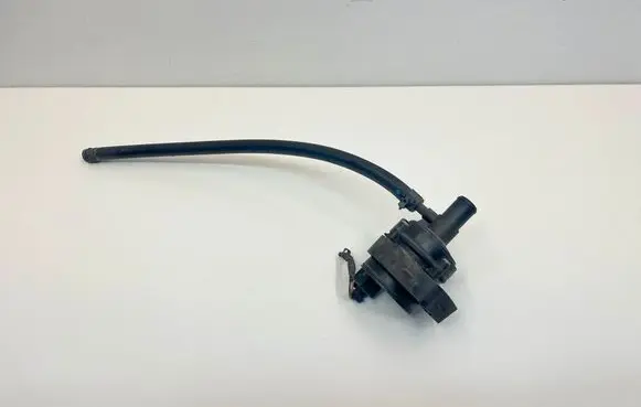 Mercedes-Benz SL R231 Electric auxiliary coolant/water pump A2118350028 2118350028
