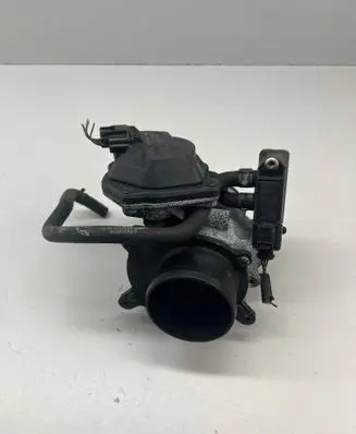 Land Rover Discovery 5 EGR valve g4d35h273ac 51991100 704923130