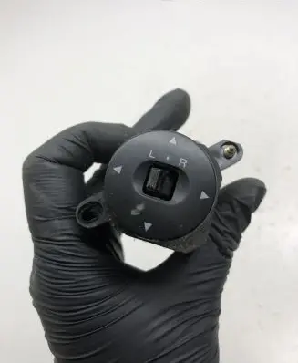 Mazda 626 Wing mirror switch