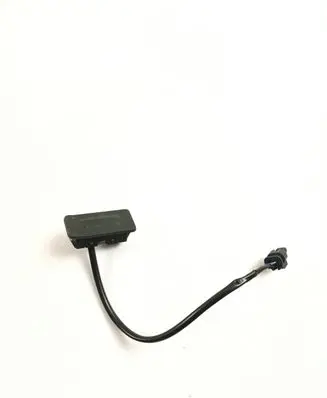 Chevrolet Malibu Tailgate opening switch 23479394