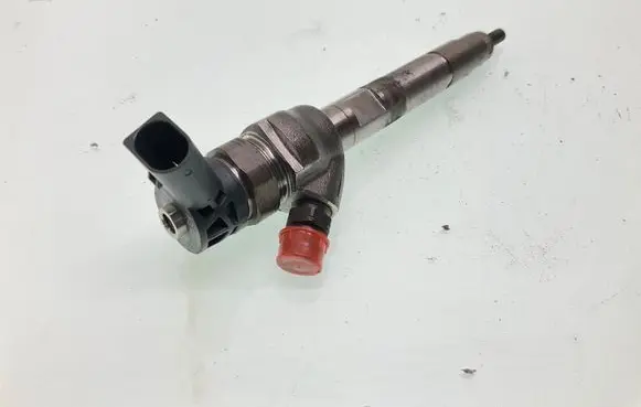 BMW 5 F10 F11 Fuel injector 0445110712 8514148