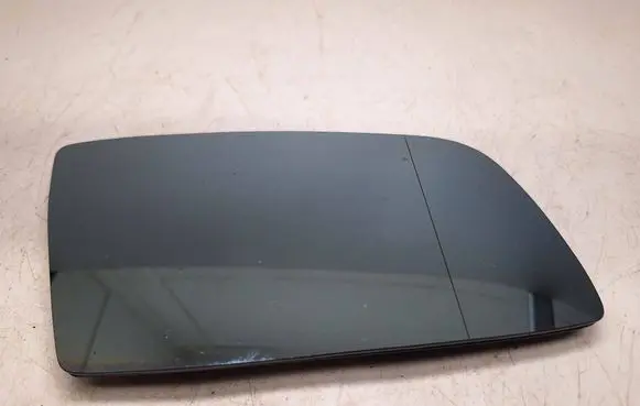 BMW 5 E60 E61 Wing mirror glass 51167065083
