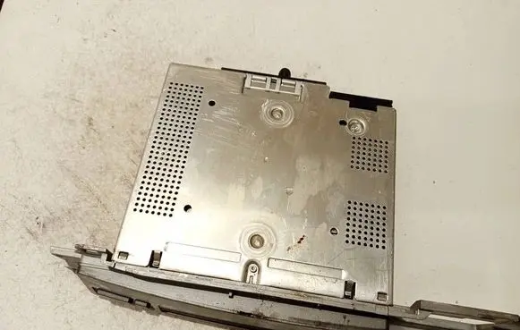BMW 7 E65 E66 CD/DVD changer 