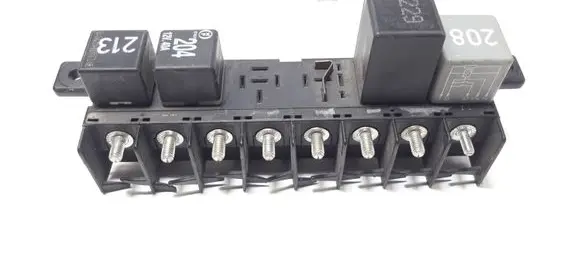 Audi A4 S4 B5 8D Fuse module 4A0941822