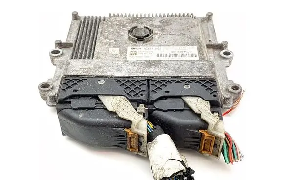 Peugeot 208 I Engine control unit/module ECU 9813454380