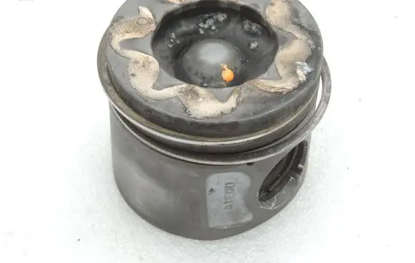 Ford Ranger Piston 1757465 BB3Q6011EA