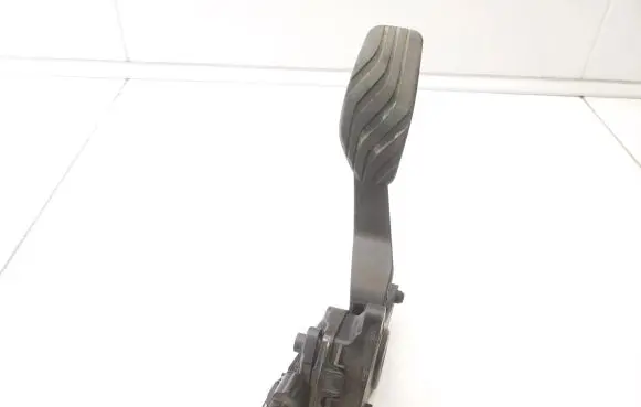 Renault Kadjar Accelerator throttle pedal 180024BA0B 6PV00997815