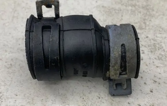 Audi A3 S3 8L Breather/breather pipe/hose 1K0103467