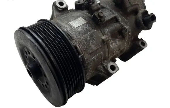 Toyota RAV 4 (XA30) Air conditioning (A/C) compressor (pump) 4472601257 5SE12C 06J05087