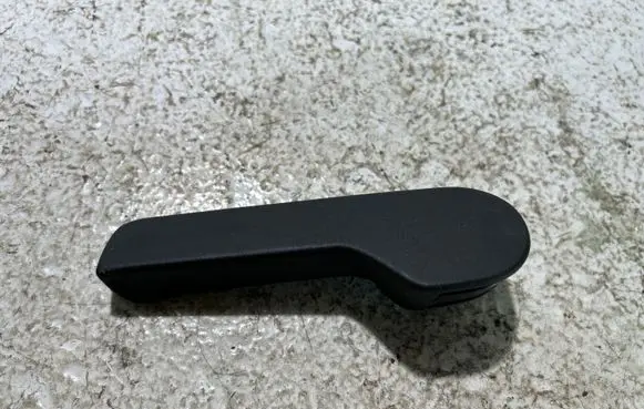 Volkswagen Golf VI Engine bonnet (hood) release handle 1J1823533C